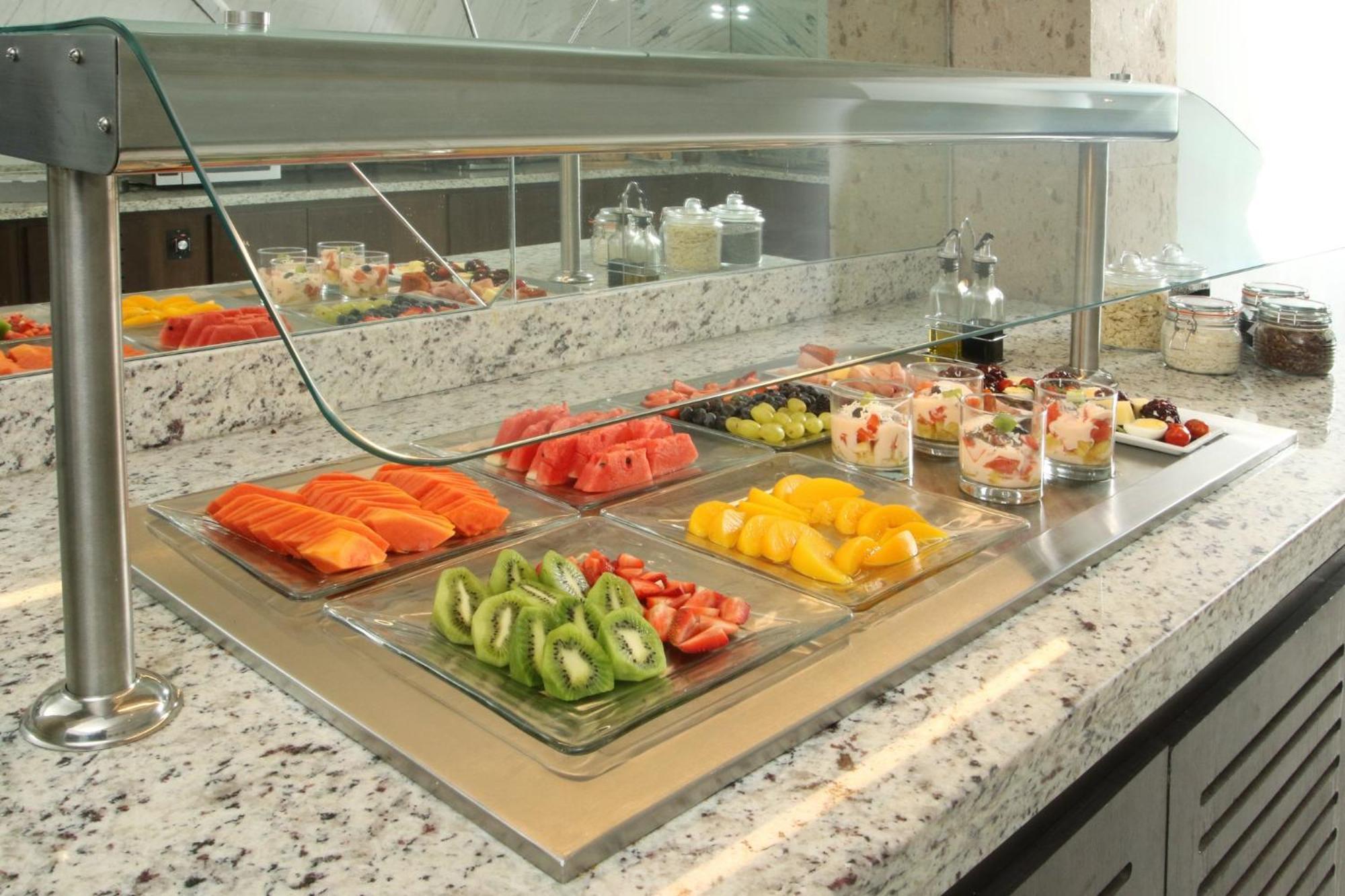 Voco Saltillo Suites By Ihg ภายนอก รูปภาพ