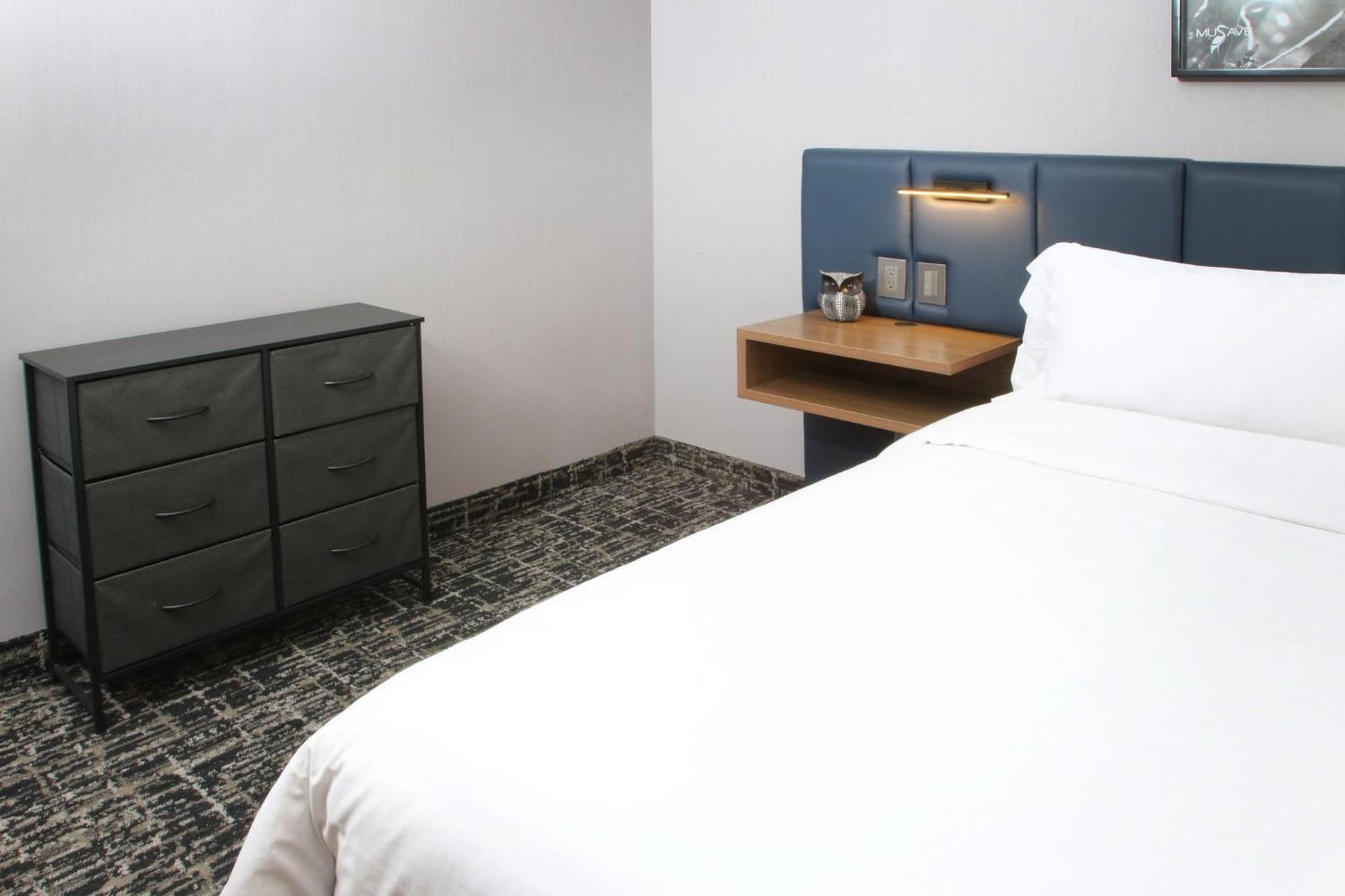 Voco Saltillo Suites By Ihg ภายนอก รูปภาพ